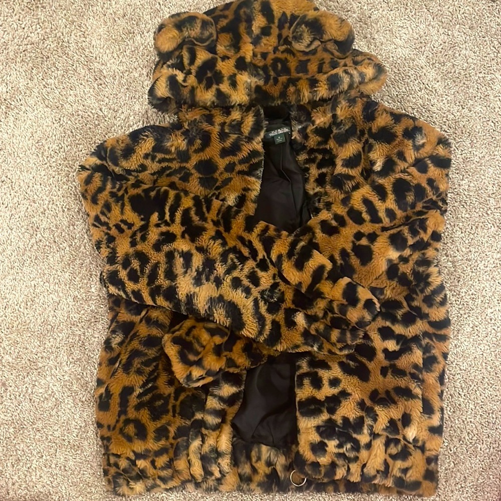 Furry leopard jacket with ears